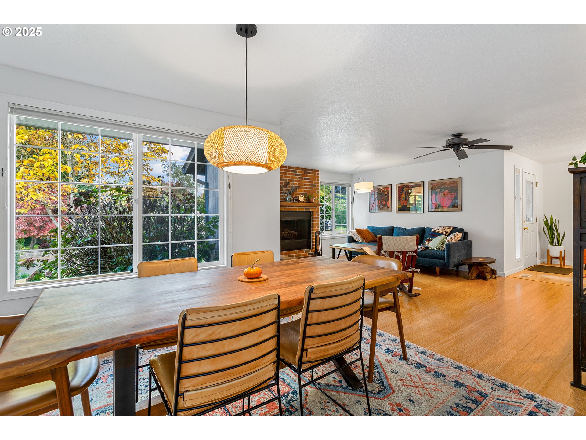 8405 Southwest Lori Way Beaverton, OR 97007 - Photo 20 of 48 a outdoor space with a table and chairs