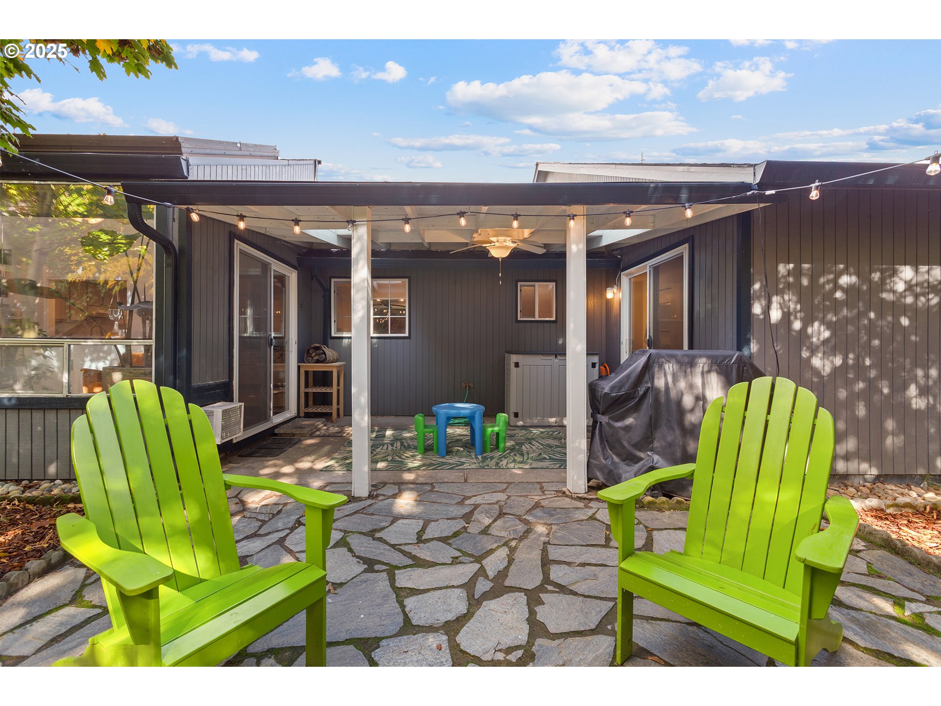 8405 Southwest Lori Way Beaverton, OR 97007 - Photo 41 of 48 a view of outdoor seating