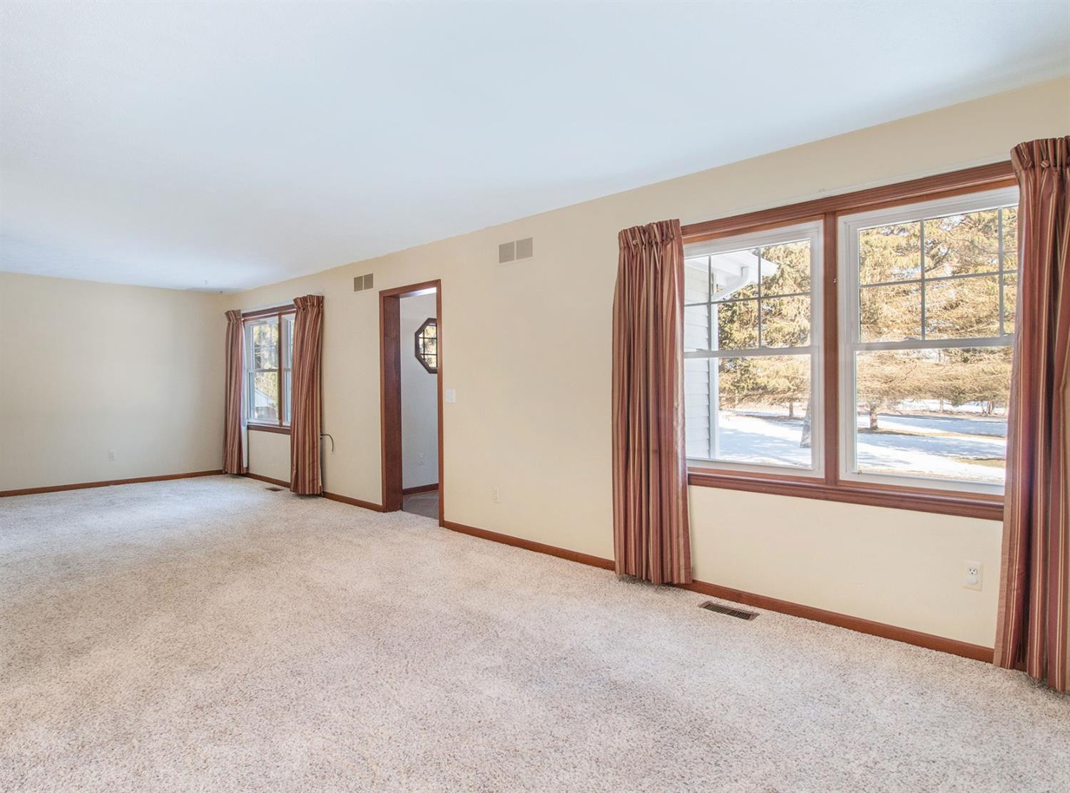 3205 North Territorial Road Whitmore Lake, MI 48189 - Photo 8 of 38 Photo 8