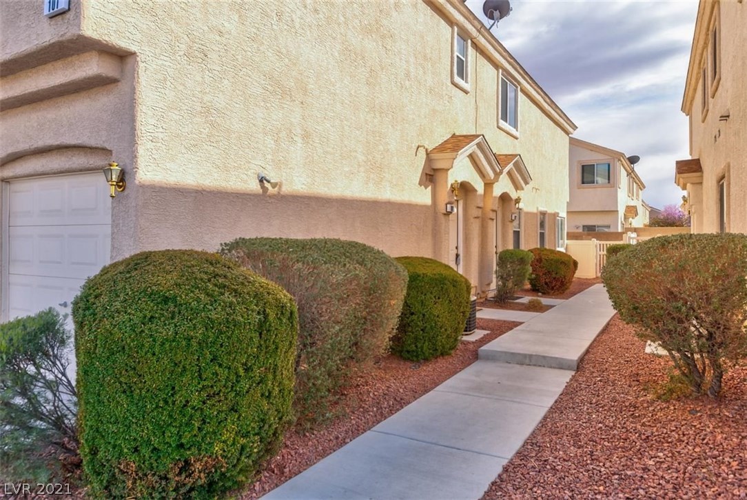 8737 Roping Rodeo Avenue, Unit 101 Las Vegas, NV 89178 - Photo 5 of 49
