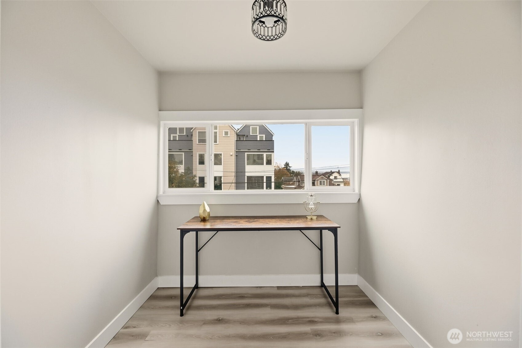2813 15th Avenue South Seattle, WA 98144 - Photo 21 of 37 a view of entryway with wooden floor