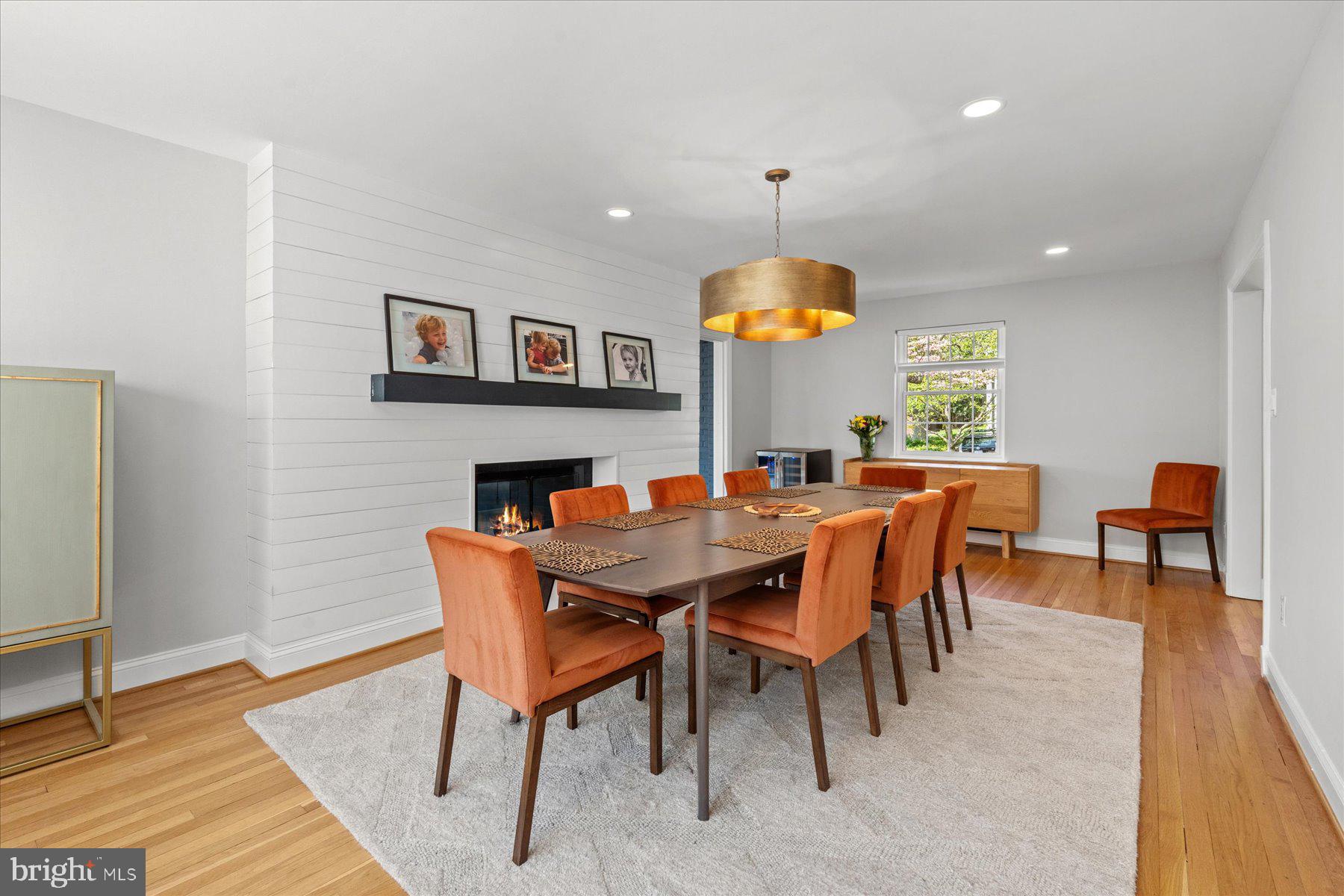 5612 Overlea Road Bethesda, MD 20816 - Photo 14 of 55 Fits 12 people or more easily