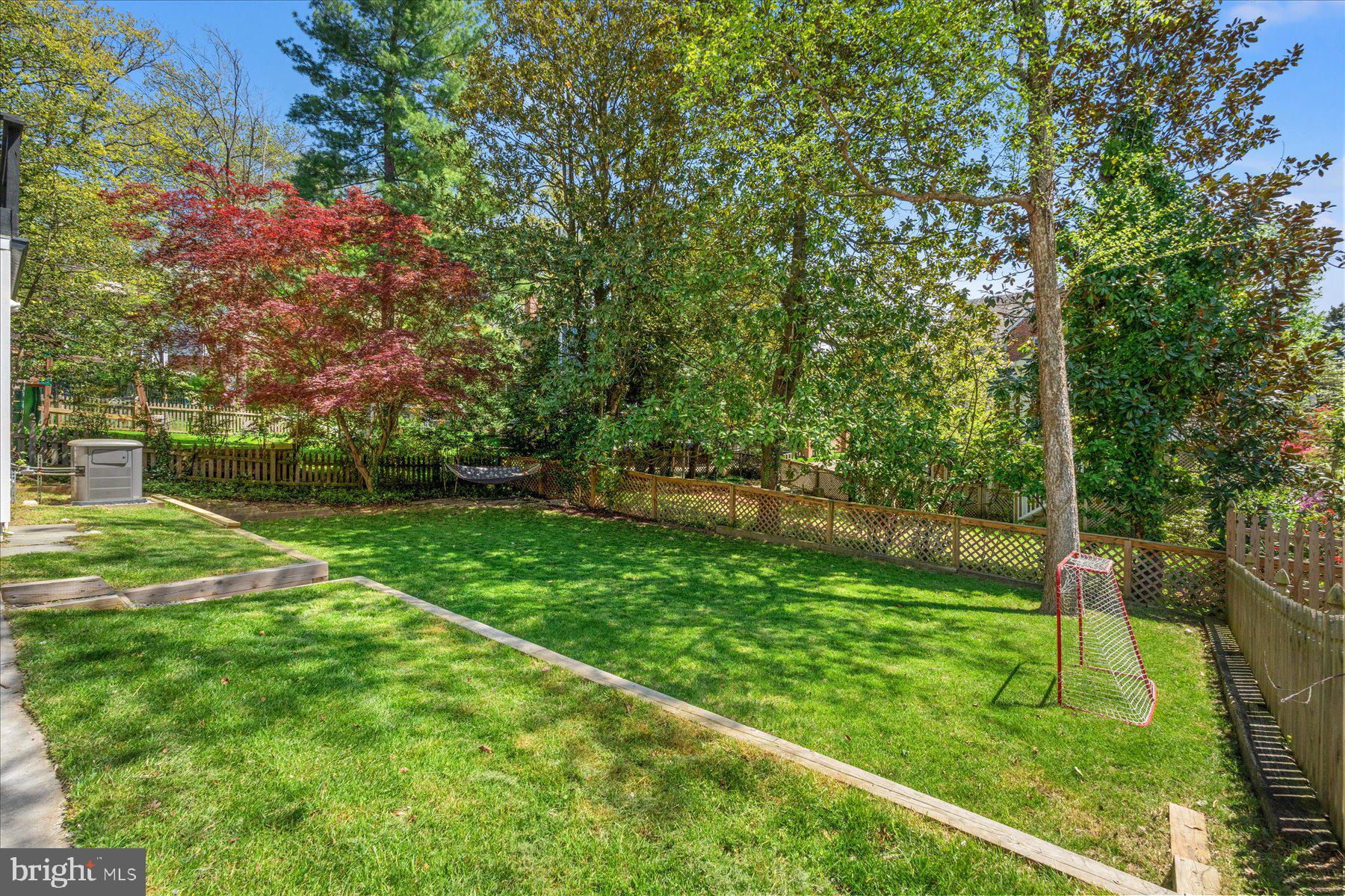 5612 Overlea Road Bethesda, MD 20816 - Photo 53 of 55 Large flat back yard