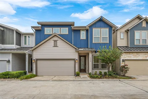 $430,000 | 10408 Quiet Courtyard Road, Houston, TX 77043
