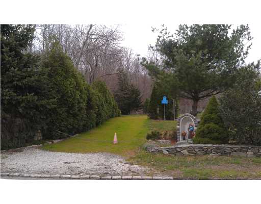 123 Birch Swamp Road Warren, RI 02885 - Photo 1 of 2 Land/Lot.