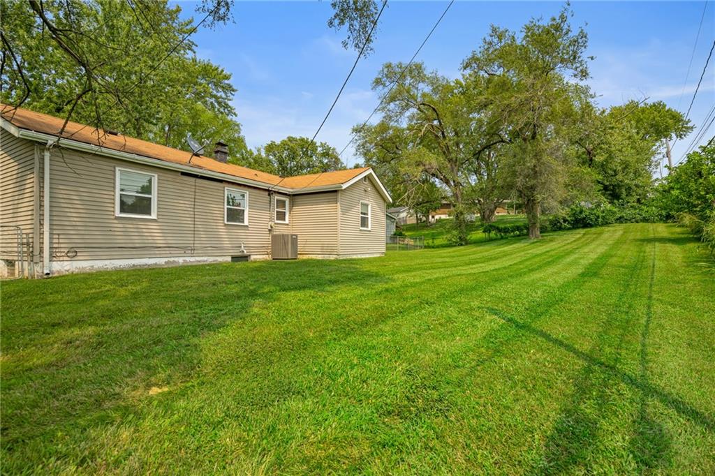 355 North 81st Terrace Kansas City, KS 66112 - Photo 22 of 28