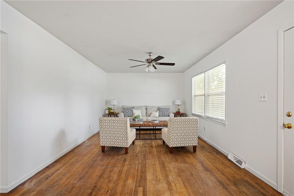 355 North 81st Terrace Kansas City, KS 66112 - Photo 3 of 28