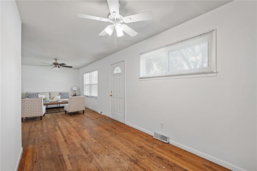 355 North 81st Terrace Kansas City, KS 66112 - Photo 7 of 28