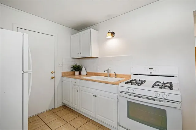 $190,000 | 355 North 81st Terrace, Kansas City, KS 66112