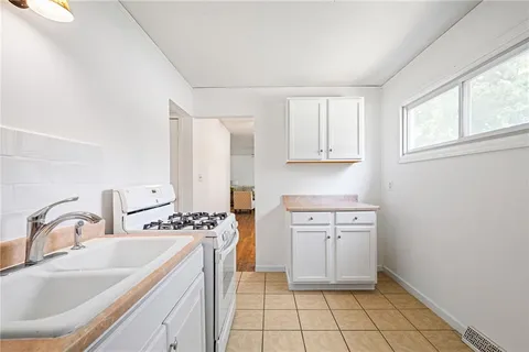 $190,000 | 355 North 81st Terrace, Kansas City, KS 66112