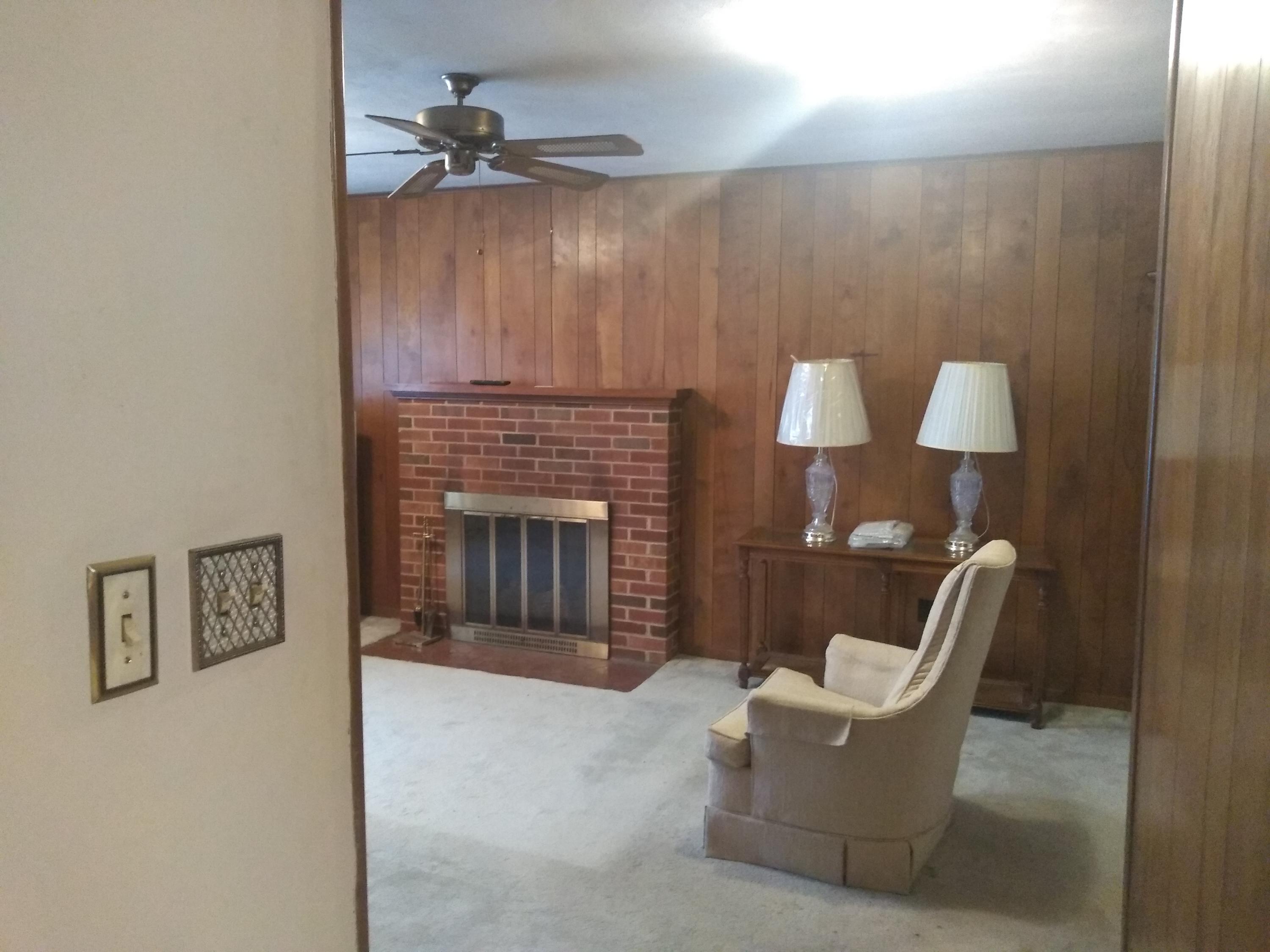 1825 Angus Road Northwest Roanoke, VA 24017 - Photo 4 of 23 Den