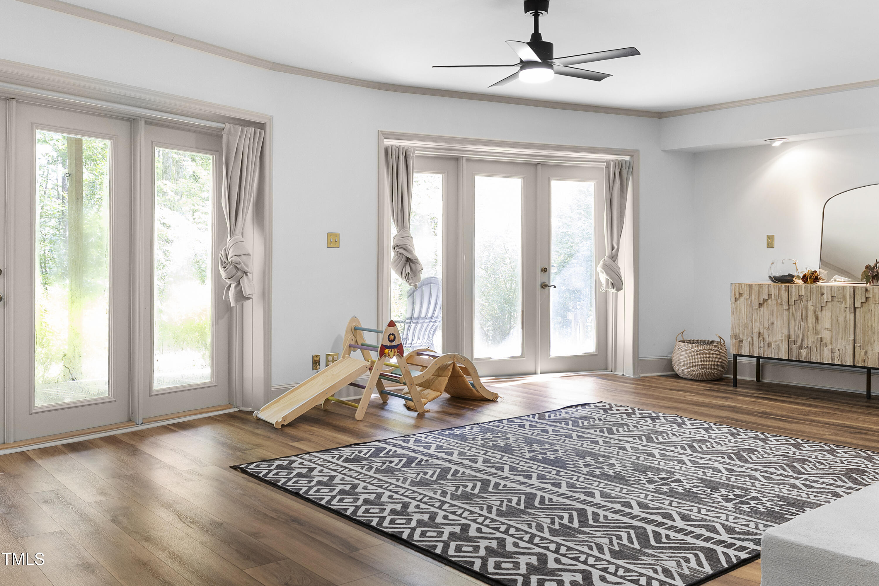 73 Hilltop Road Sanford, NC 27330 - Photo 10 of 54 a living room with furniture rug and window