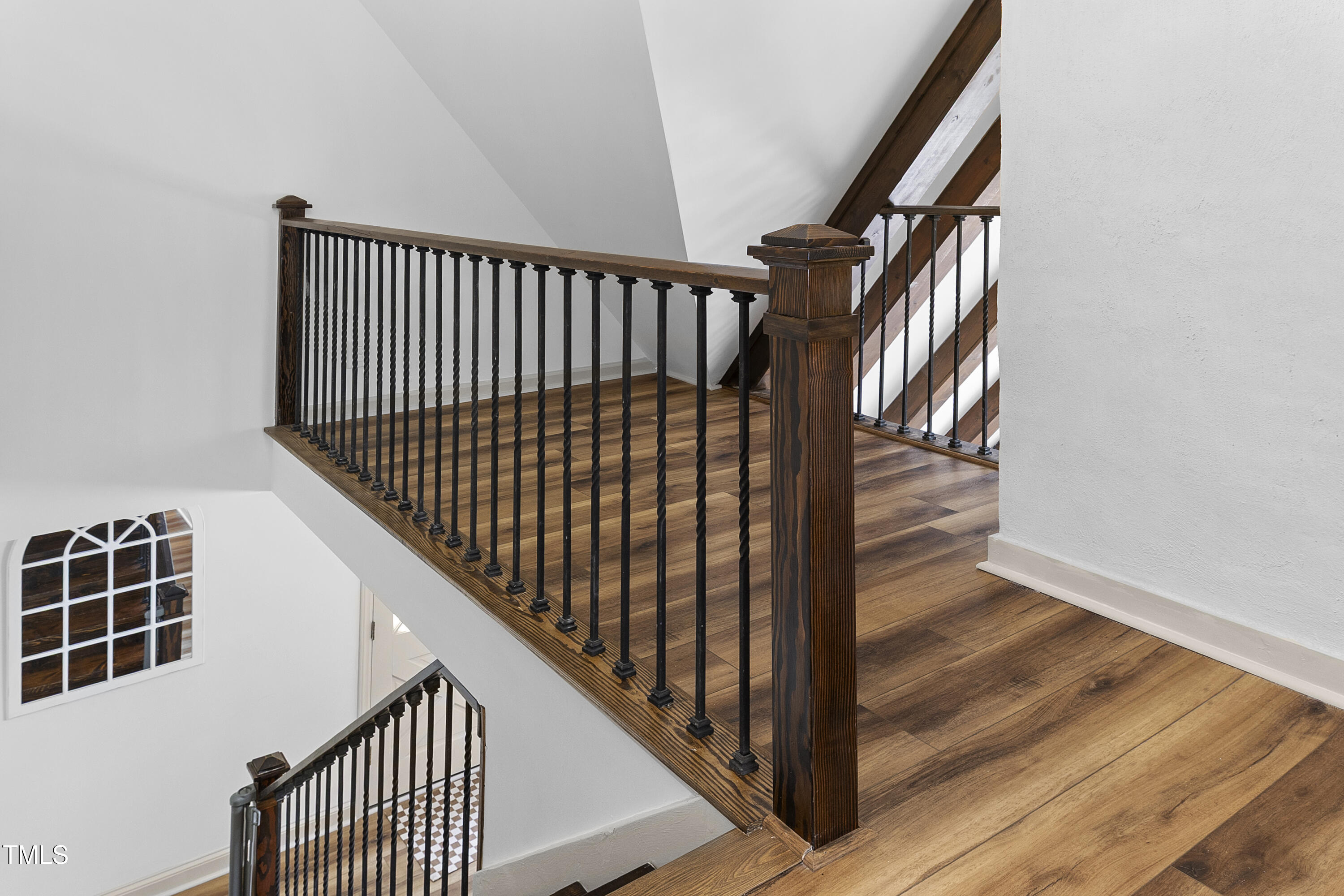 73 Hilltop Road Sanford, NC 27330 - Photo 32 of 54 a view of entryway