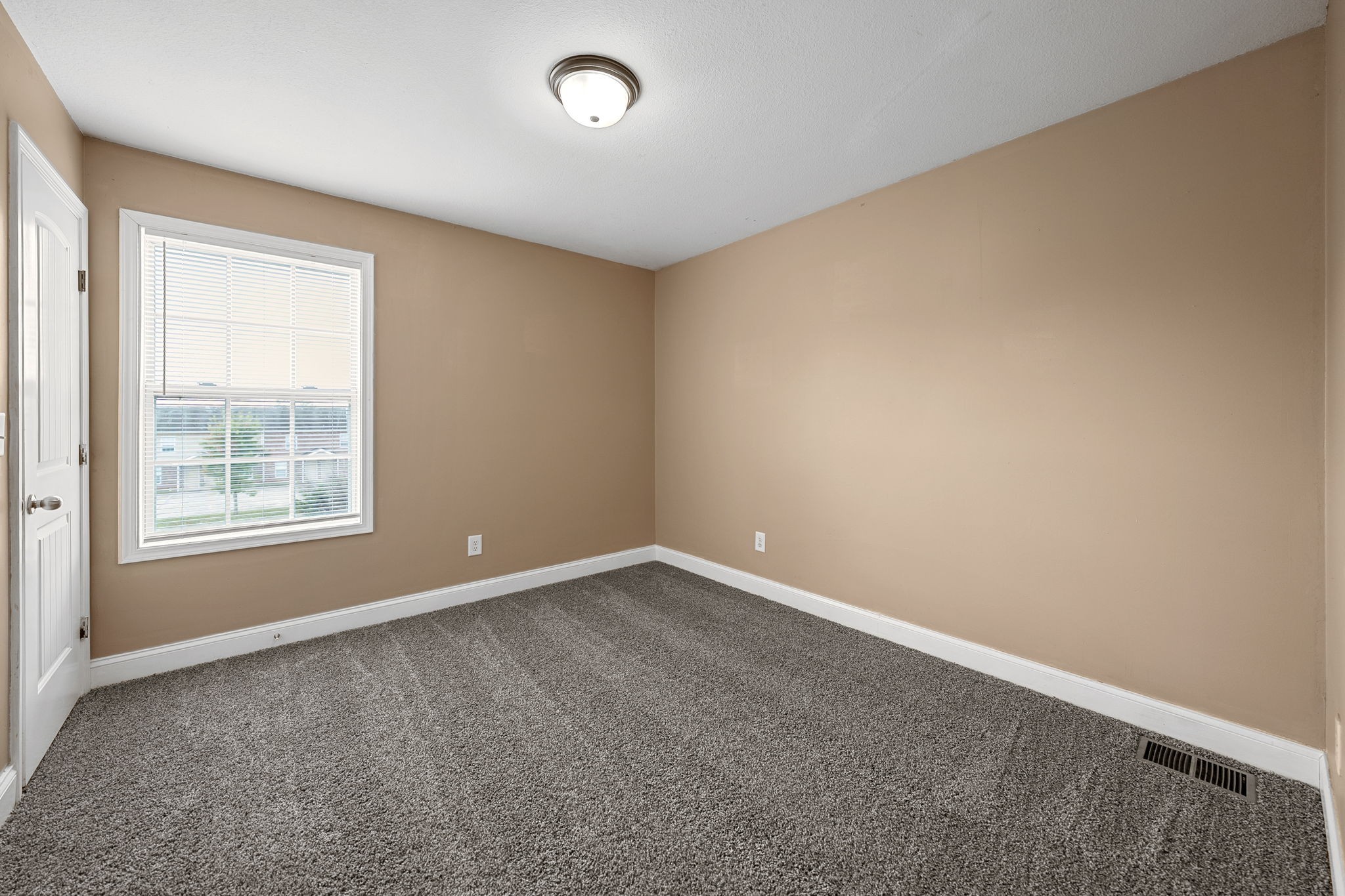 2296 McCormick Lane, Unit E Clarksville, TN 37040 - Photo 14 of 16