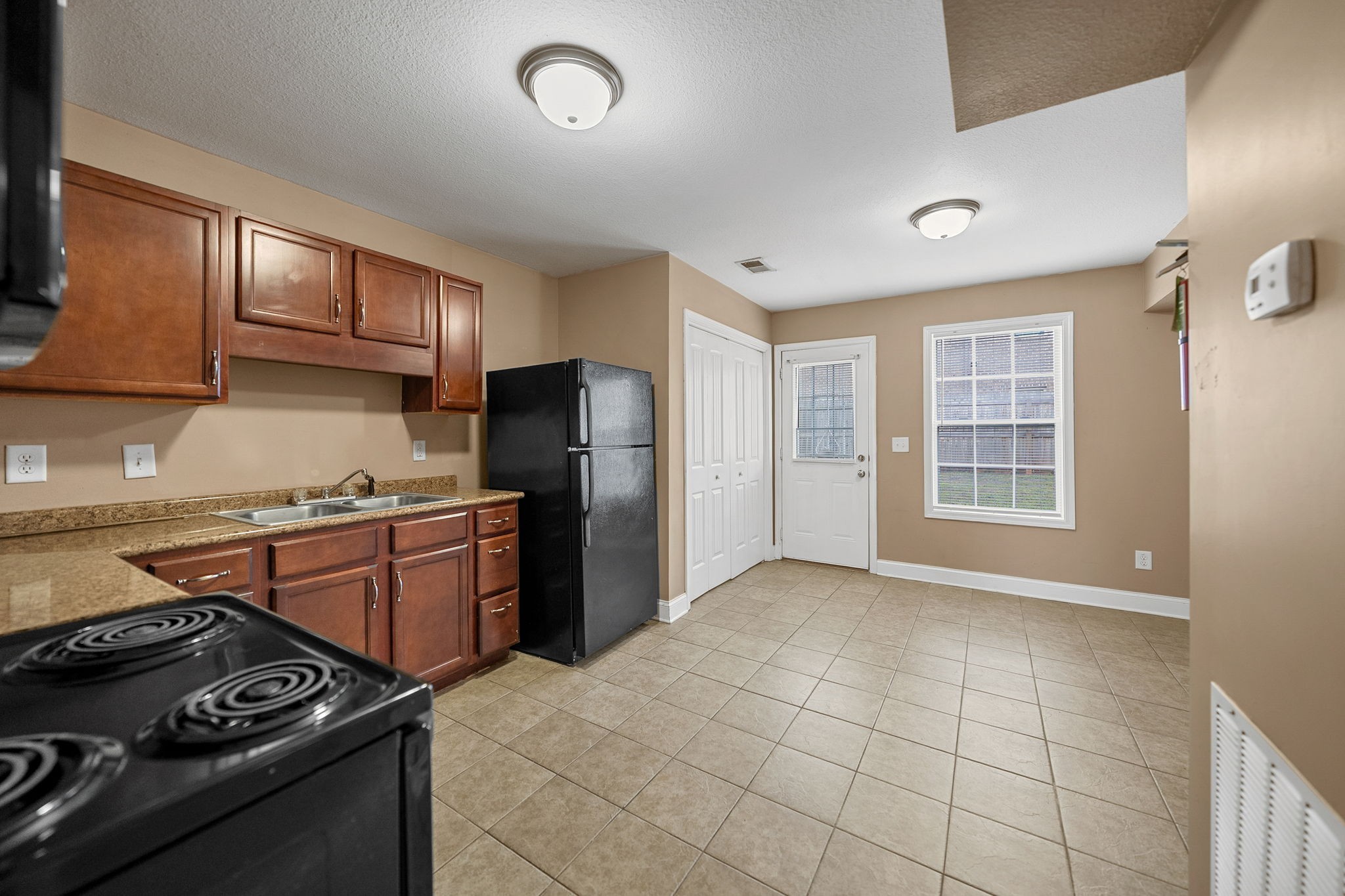 2296 McCormick Lane, Unit E Clarksville, TN 37040 - Photo 5 of 16