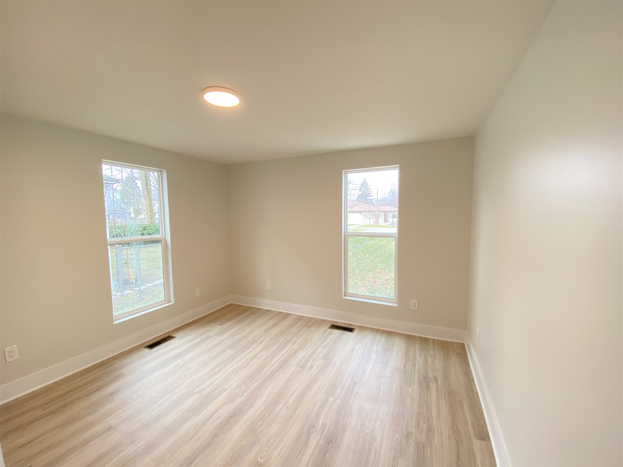 608 Jefferson Street Rochester, IN 46975 - Photo 14 of 16