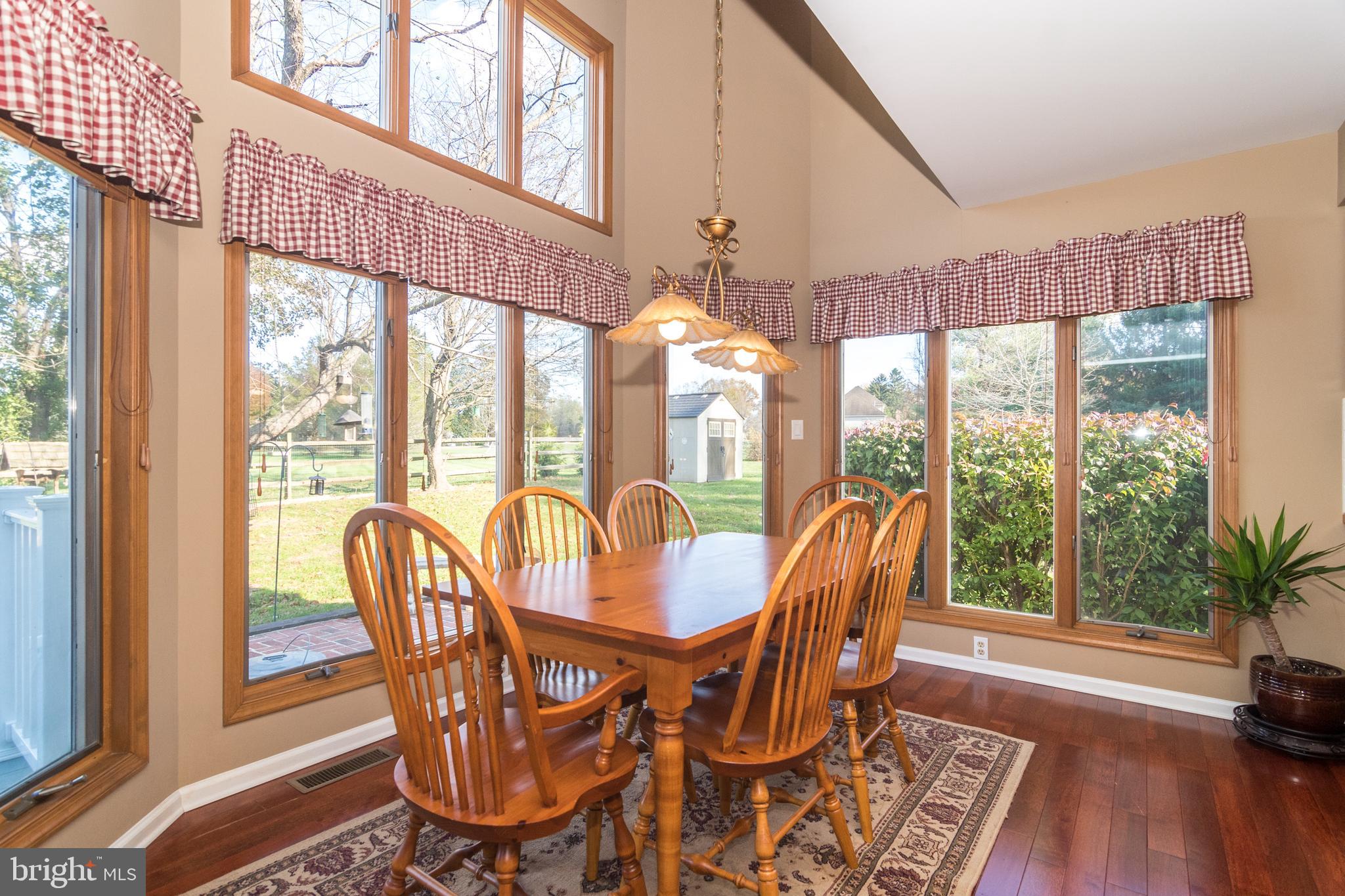 110 Ridgeview Lane Doylestown, PA 18901 - Photo 9 of 67 Breakfast room