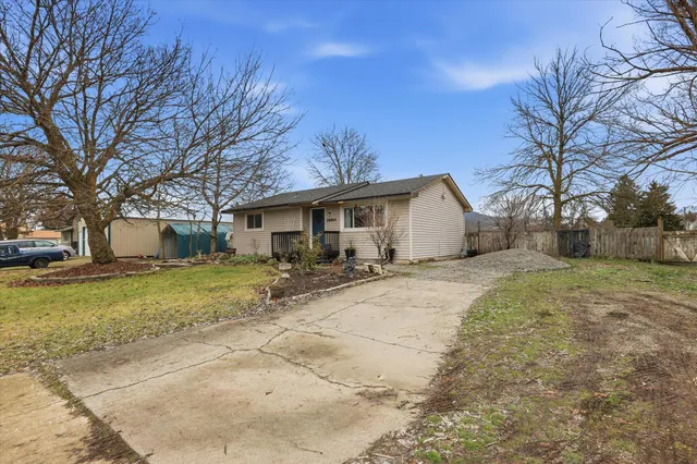 $359,000 | 26914 East Sanson Avenue, Newman Lake, WA 99025