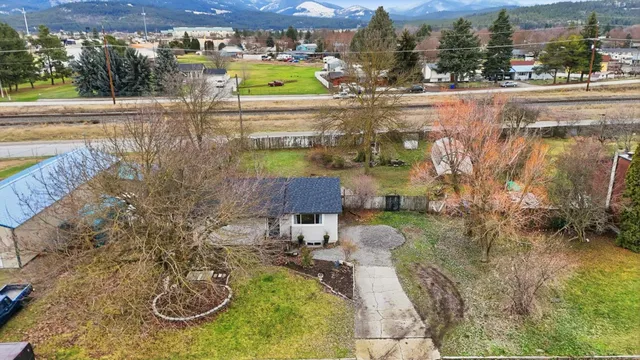 $359,000 | 26914 East Sanson Avenue, Newman Lake, WA 99025