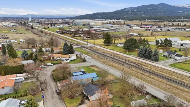 $359,000 | 26914 East Sanson Avenue, Newman Lake, WA 99025