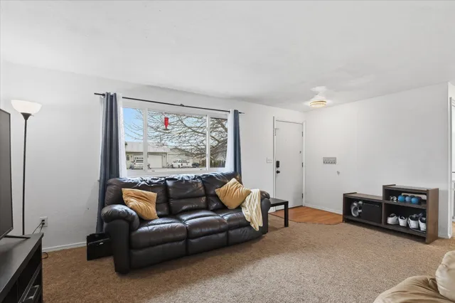 $359,000 | 26914 East Sanson Avenue, Newman Lake, WA 99025