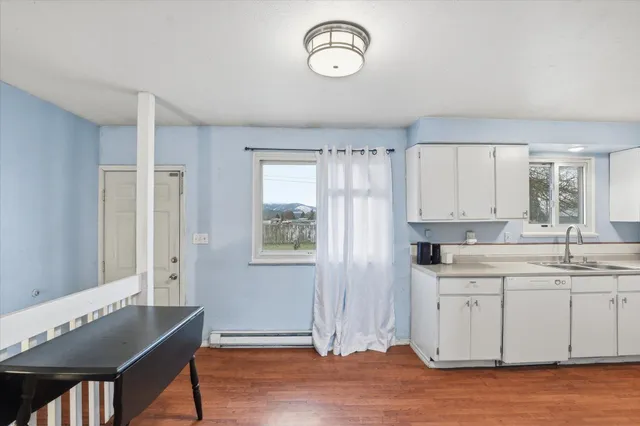 $359,000 | 26914 East Sanson Avenue, Newman Lake, WA 99025