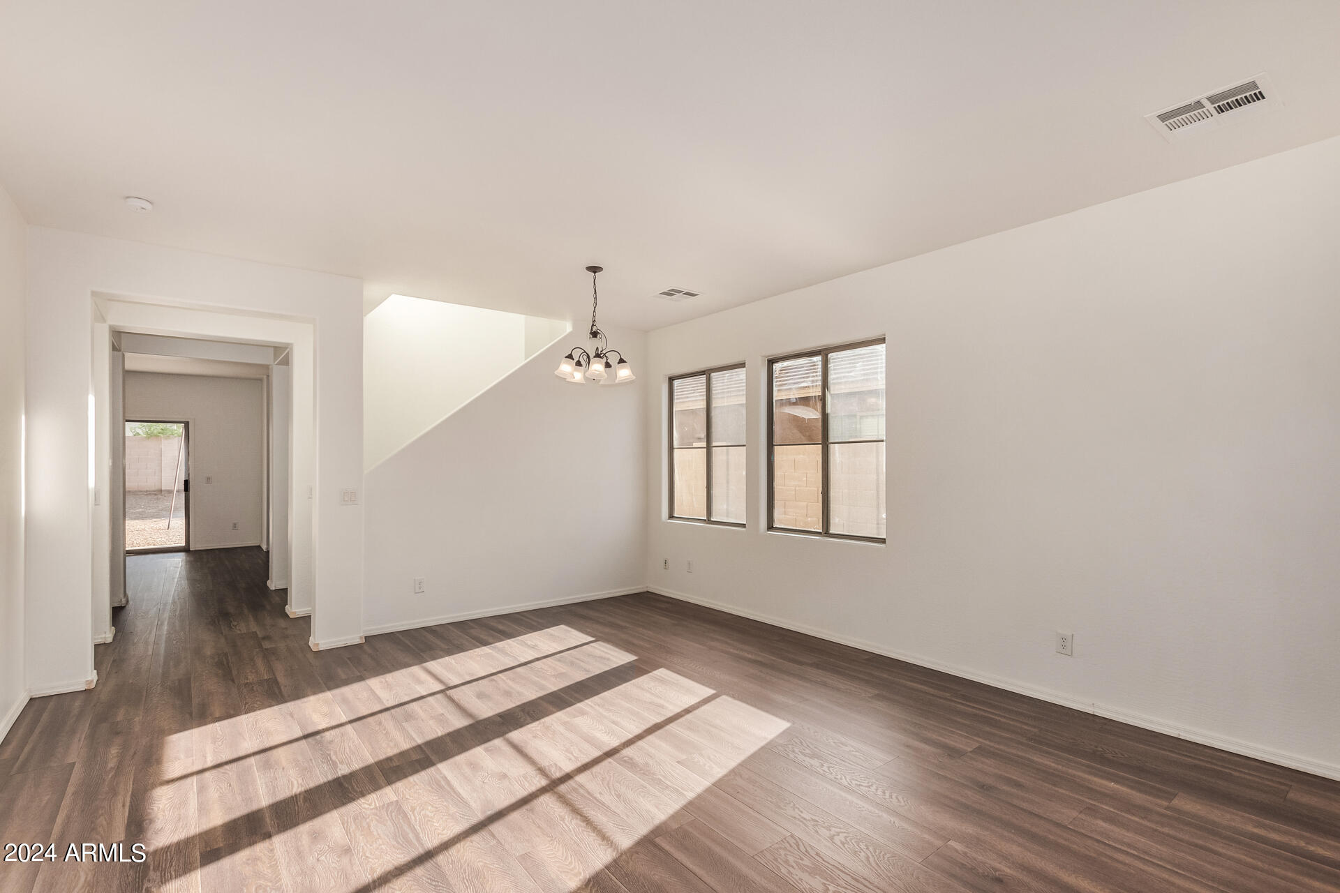 4449 East Dublin Street Gilbert, AZ 85295 - Photo 5 of 46 05 - Dublin