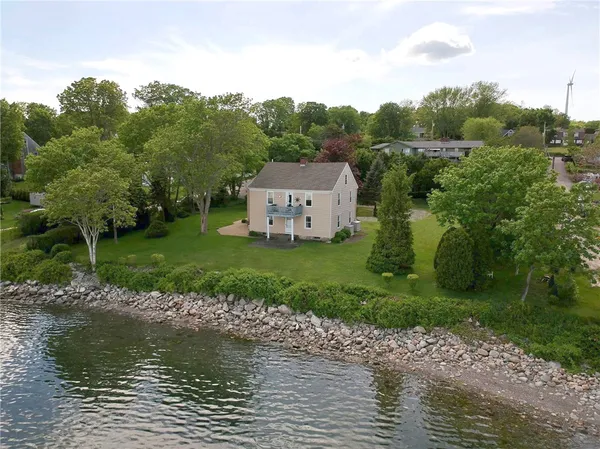 $3,000 | 38 Morningside Lane, Unit 2, Portsmouth, RI 02871