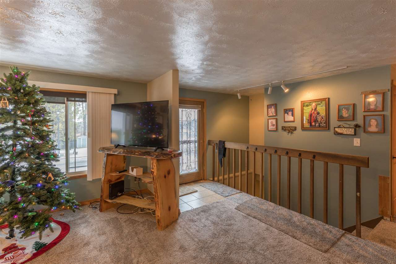 3318 East Moody Road Mead, WA 99021 - Photo 3 of 19 Gallery Image 3