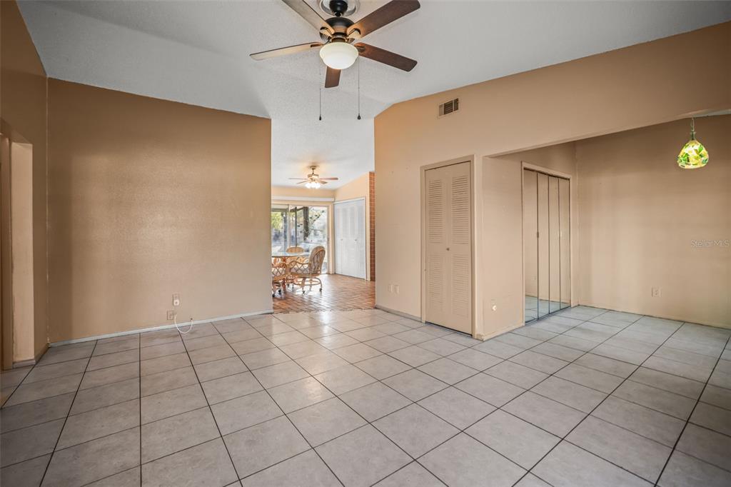 10049 88th Way Seminole, FL 33777 - Photo 7 of 23