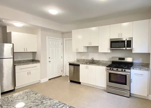 $4,200 | 44 Waverly Street, Unit 4, Boston, MA 02119