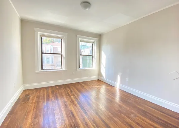 $4,200 | 44 Waverly Street, Unit 4, Boston, MA 02119