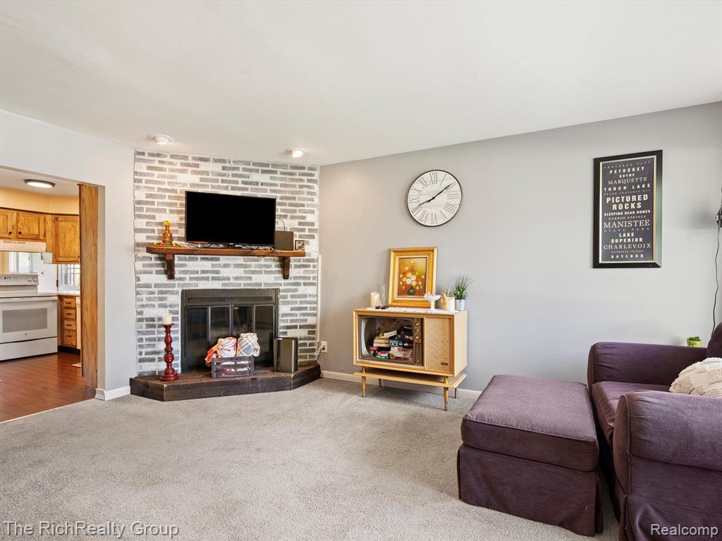 30941 West Seven Mile Road Livonia, MI 48152 - Photo 5 of 22