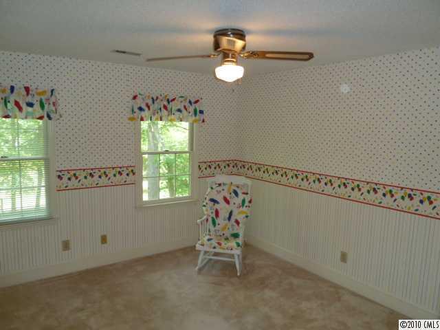 10839 Idlewild Road Matthews, NC 28105 - Photo 8 of 16 Gallery Image 8
