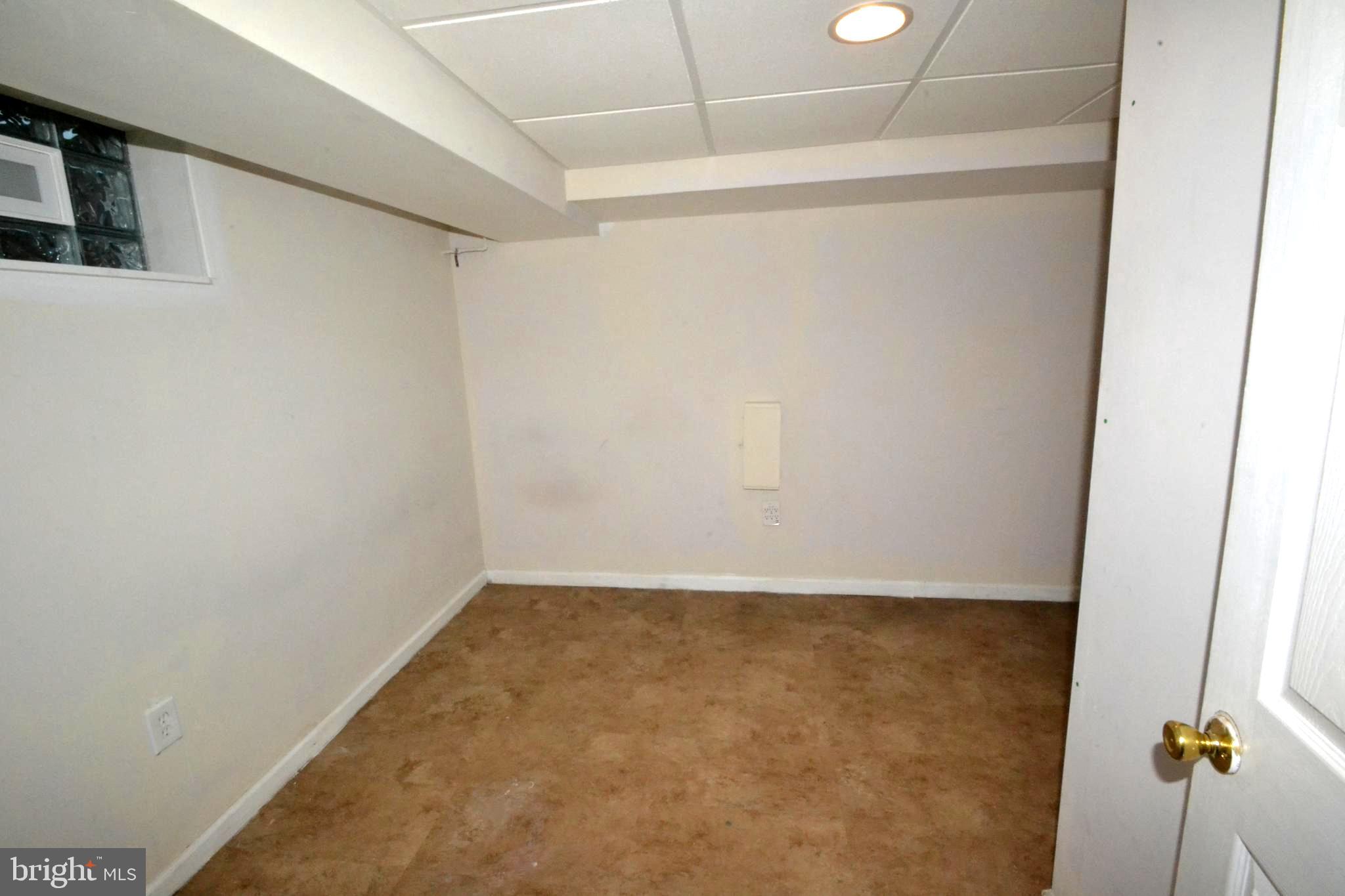 1914 Inverton Road Dundalk, MD 21222 - Photo 27 of 31 BEDROOM 4