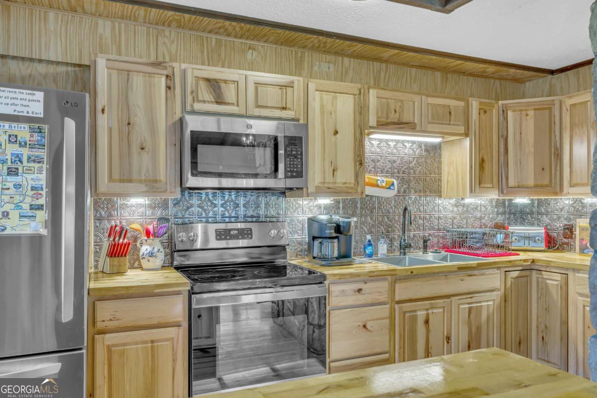 243 Ridge Road Helen, GA 30545 - Photo 6 of 51