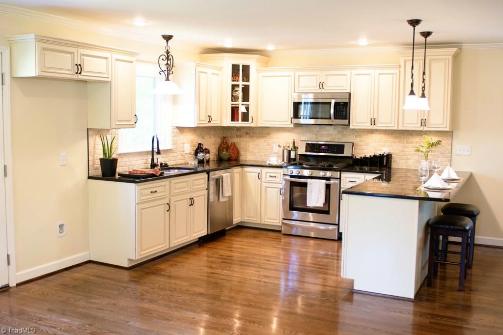 4372 Witherow Road Winston-Salem, NC 27106 - Photo 8 of 27 Gallery Image 8