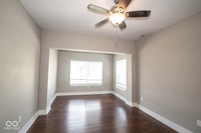 $949 | 2029 North College Avenue, Unit B, Indianapolis, IN 46202