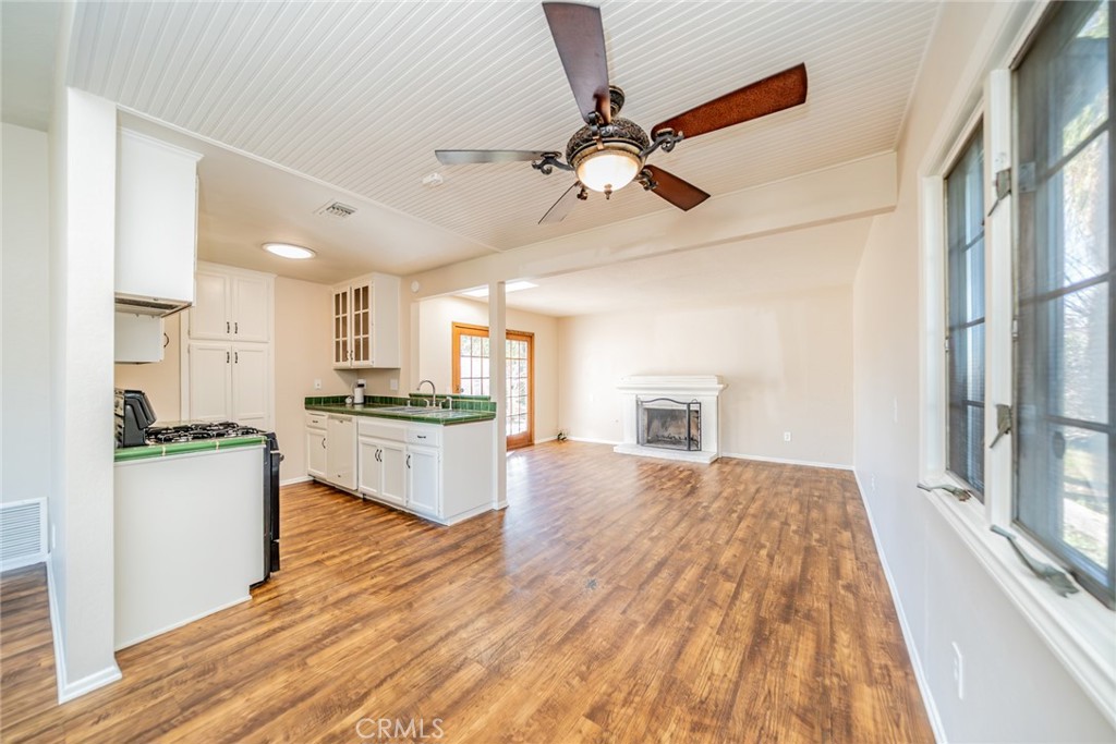 4194 Columbia Avenue Riverside, CA 92501 - Photo 10 of 35