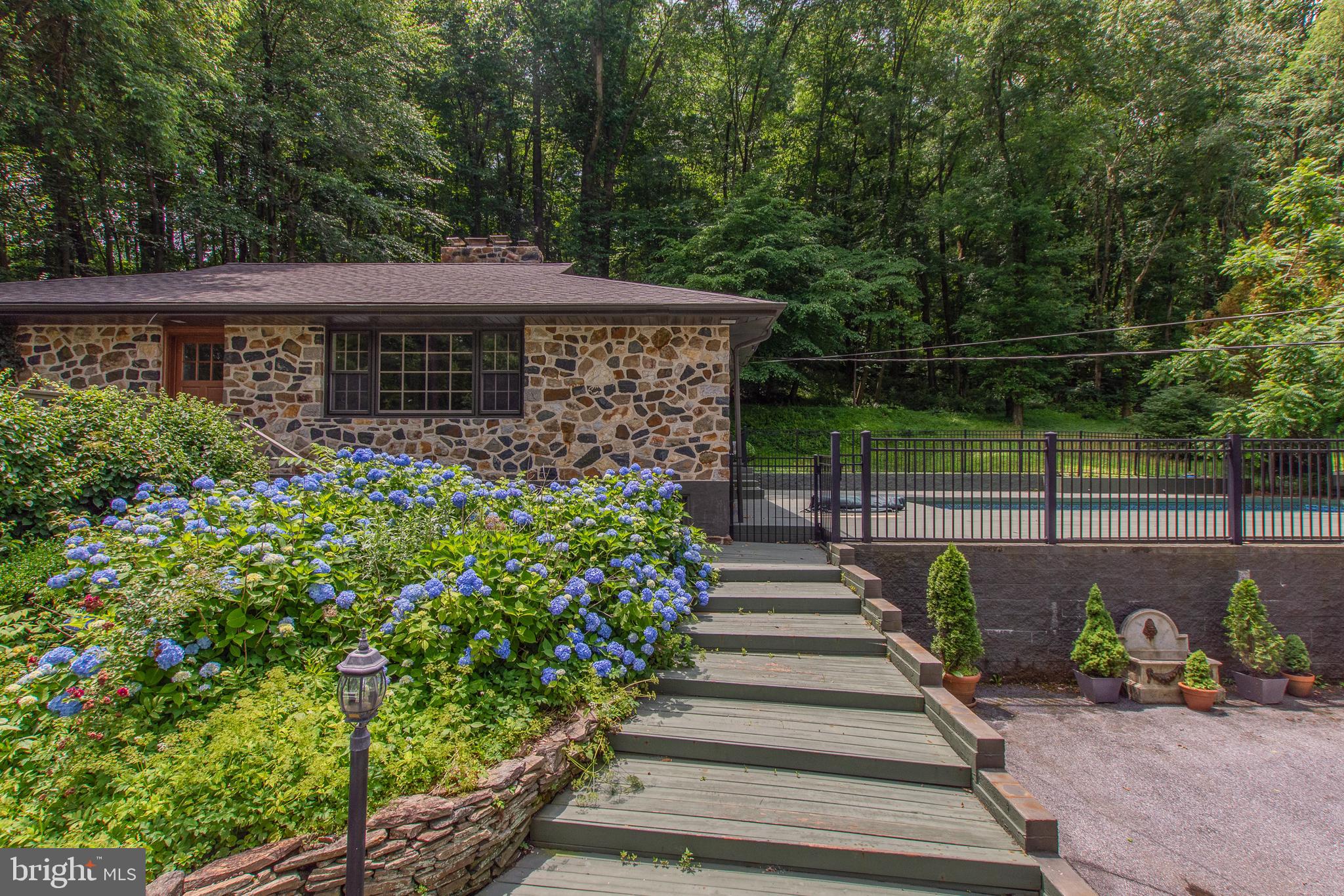 550 Chandler Mill Road Avondale, PA 19311 - Photo 1 of 25 Gallery Image 1