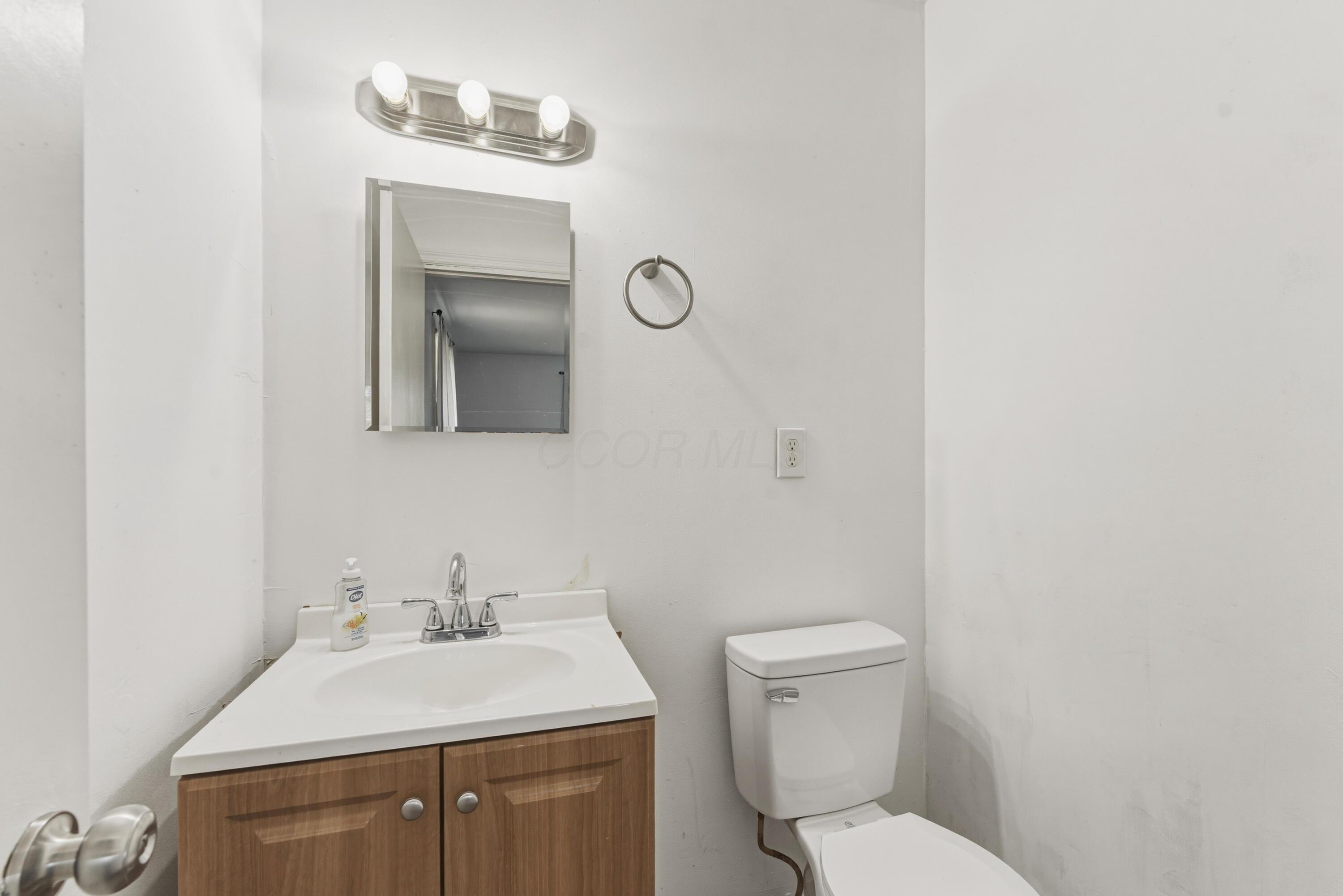 19379 Hall Road Mount Sterling, OH 43143 - Photo 16 of 26 Bathroom1