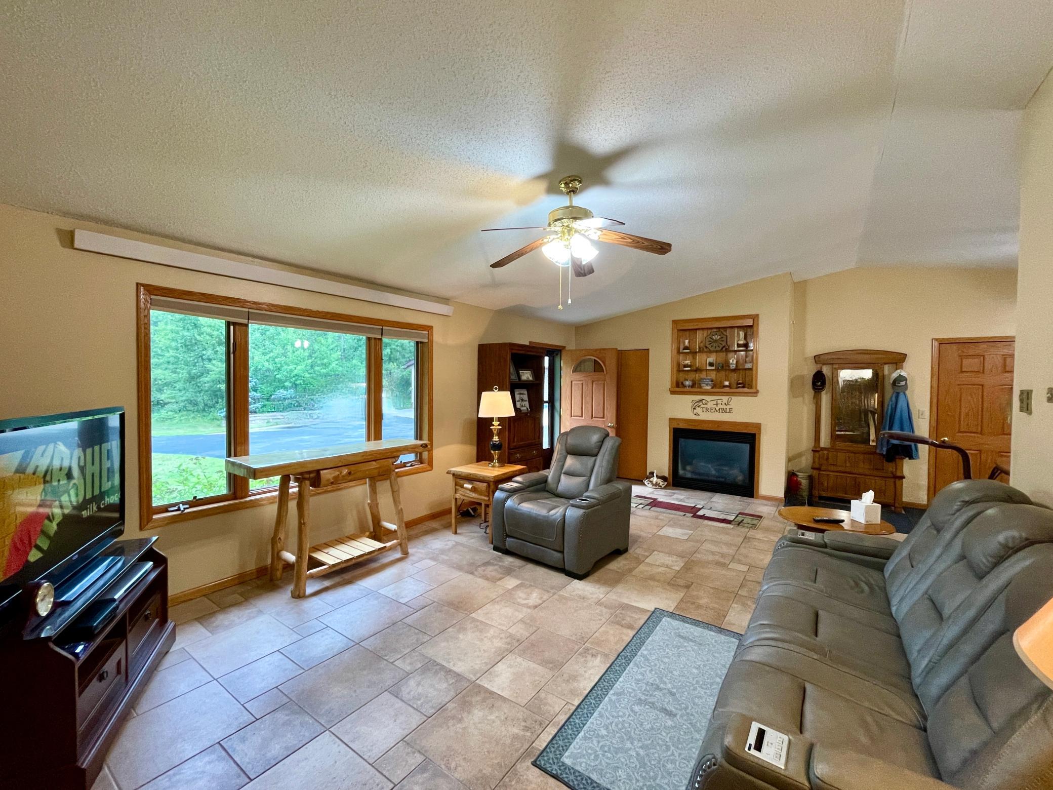 6320 Tall Pines Road Northeast Bemidji, MN 56601 - Photo 3 of 31 Gallery Image 3