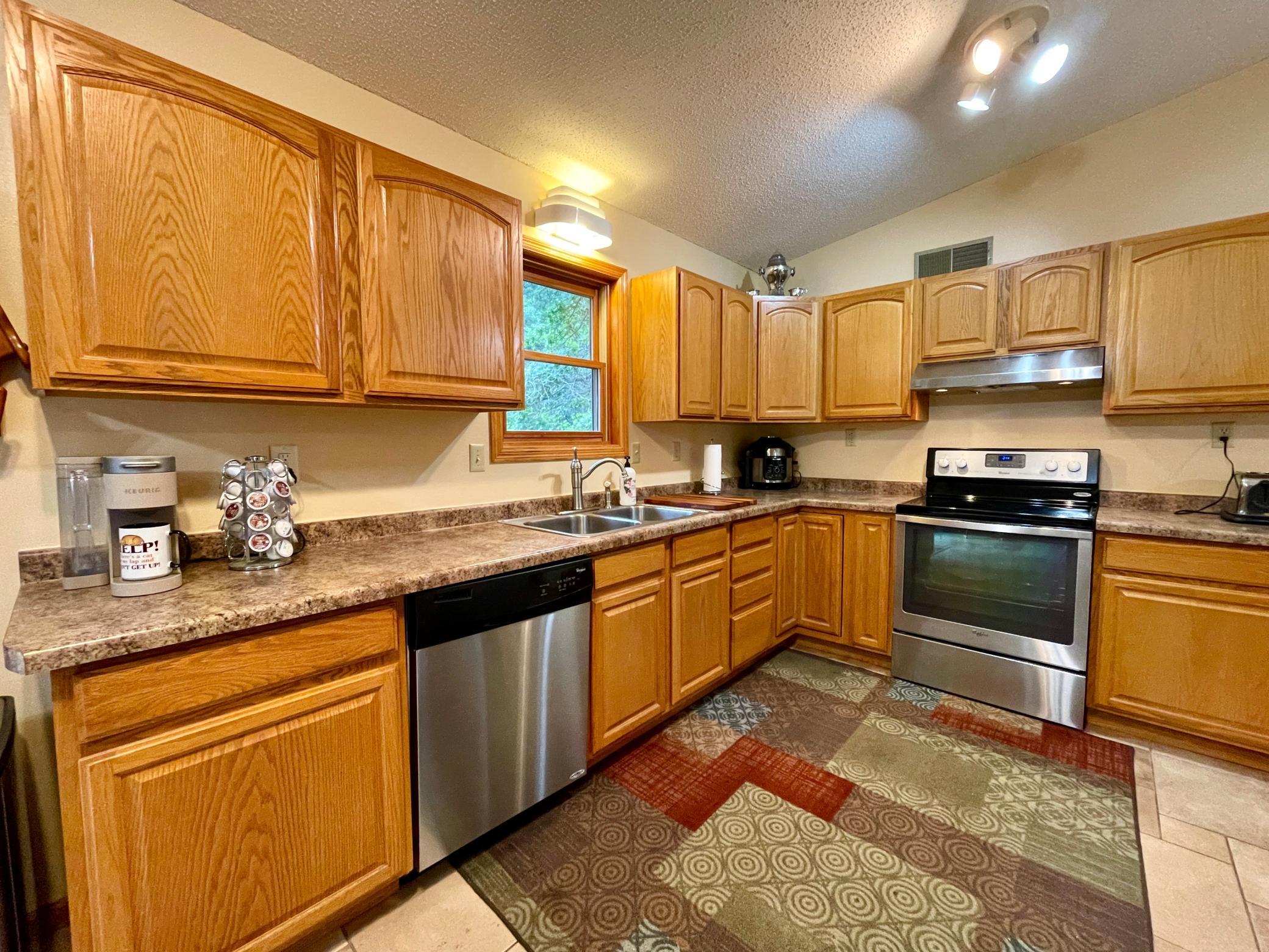 6320 Tall Pines Road Northeast Bemidji, MN 56601 - Photo 4 of 31 Gallery Image 4