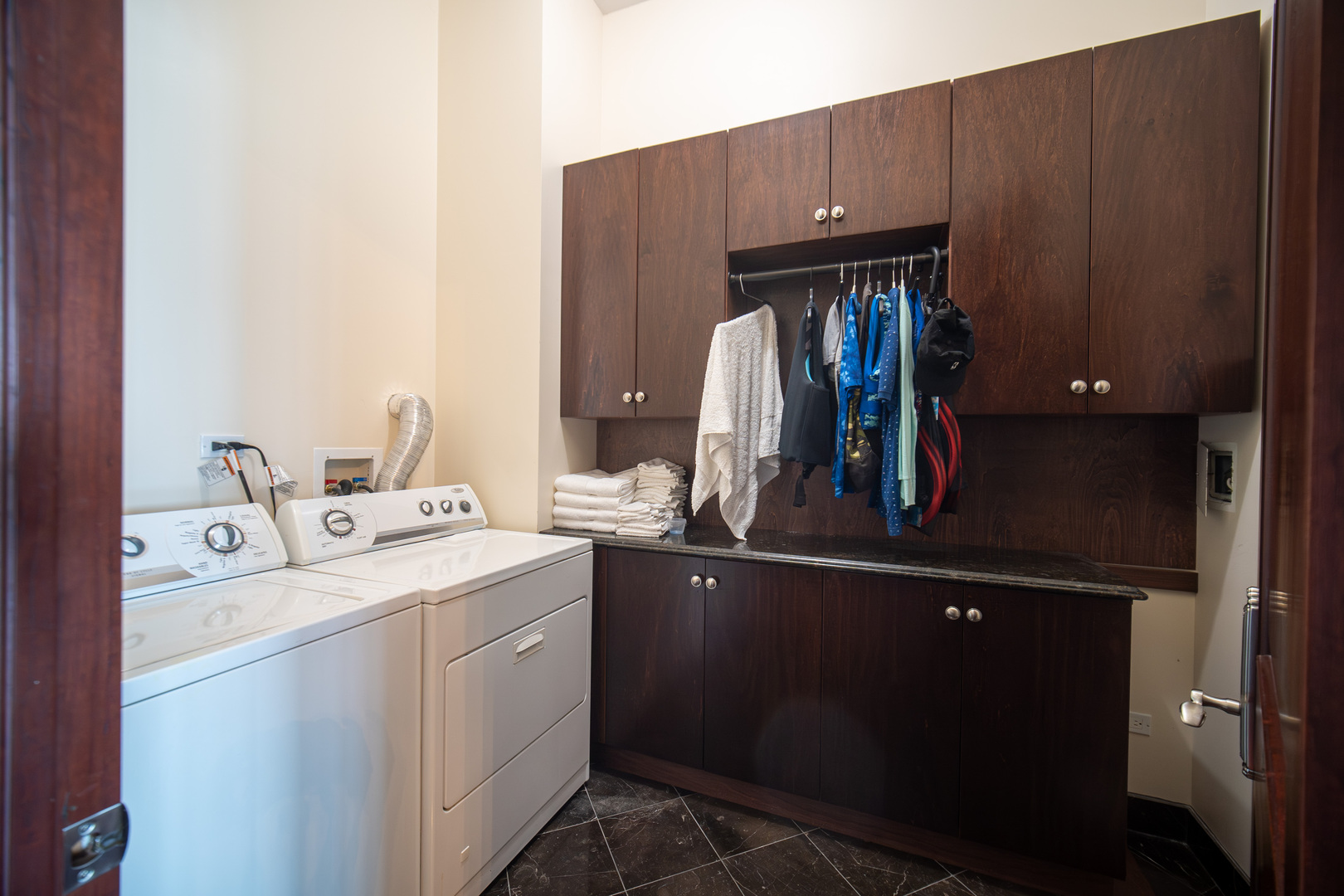 450 East Waterside Drive, Unit 3302 Chicago, IL 60601 - Photo 27 of 52 a utility room with dryer and washer