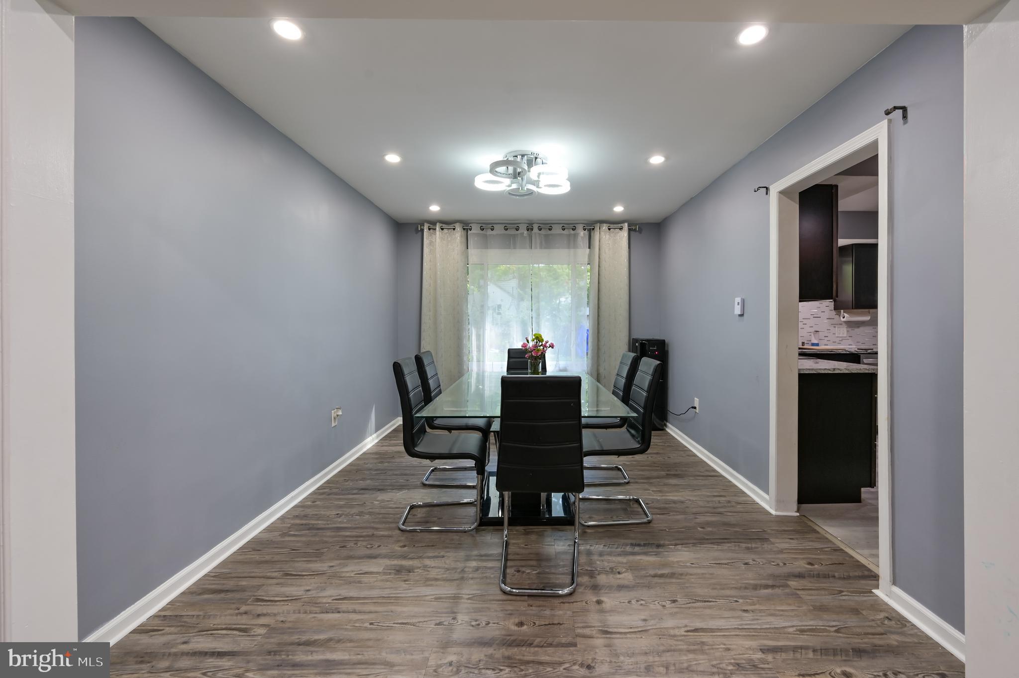 912 Crest Road Lansdale, PA 19446 - Photo 11 of 44 Gallery Image 11