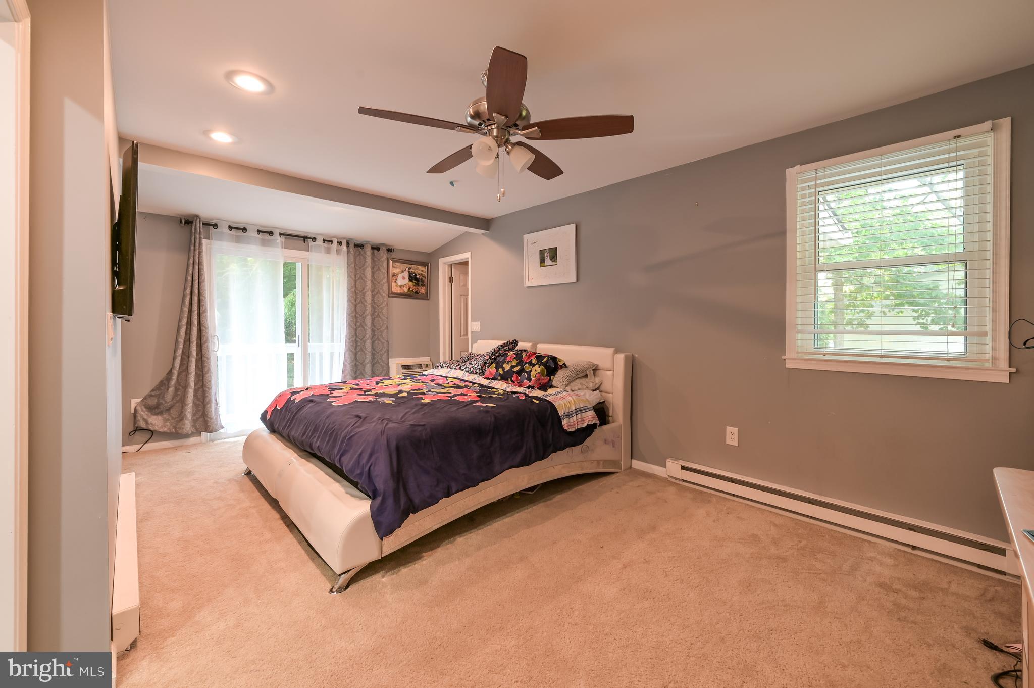 912 Crest Road Lansdale, PA 19446 - Photo 32 of 44 Gallery Image 32
