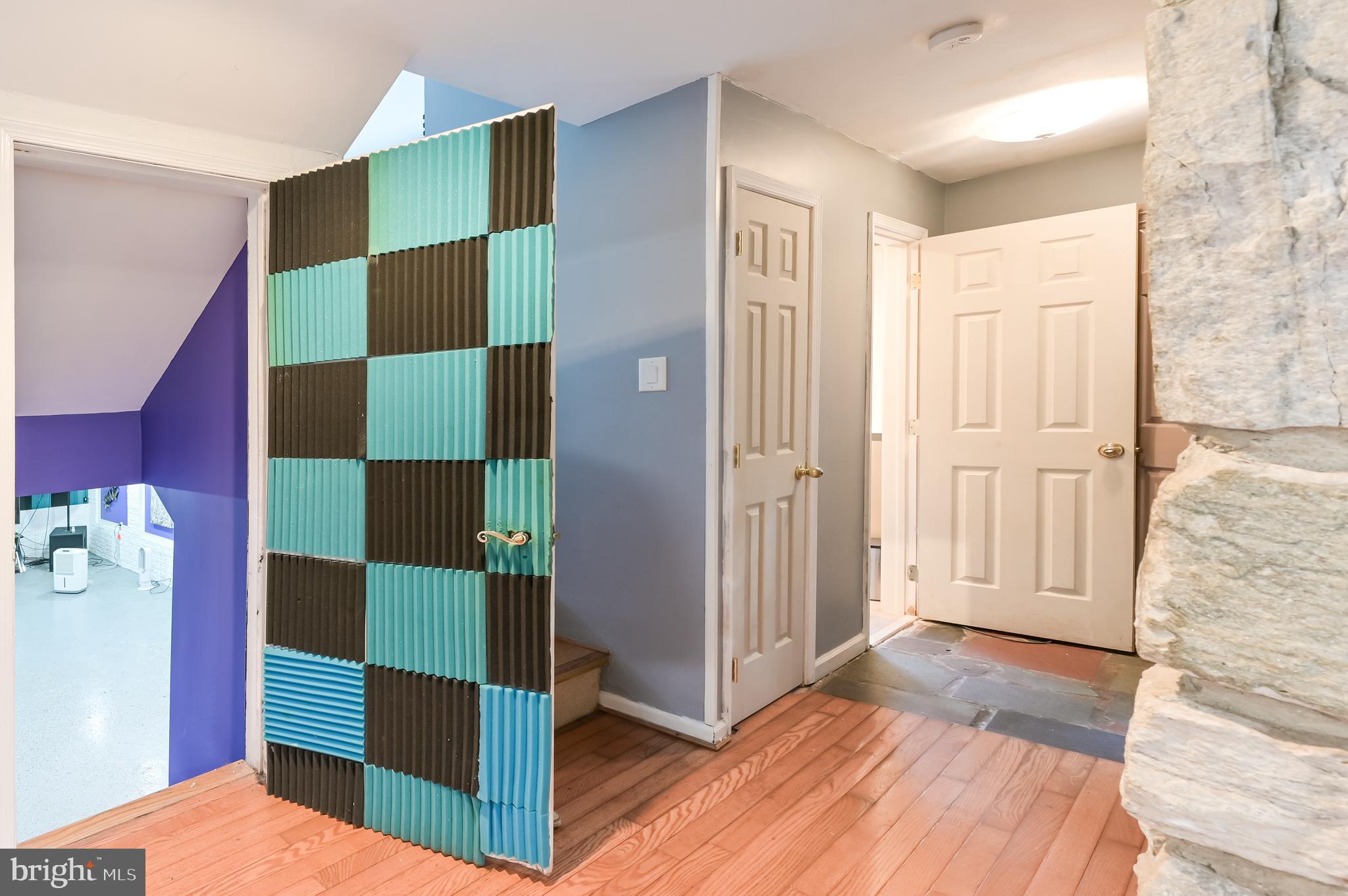 912 Crest Road Lansdale, PA 19446 - Photo 41 of 44 Gallery Image 41
