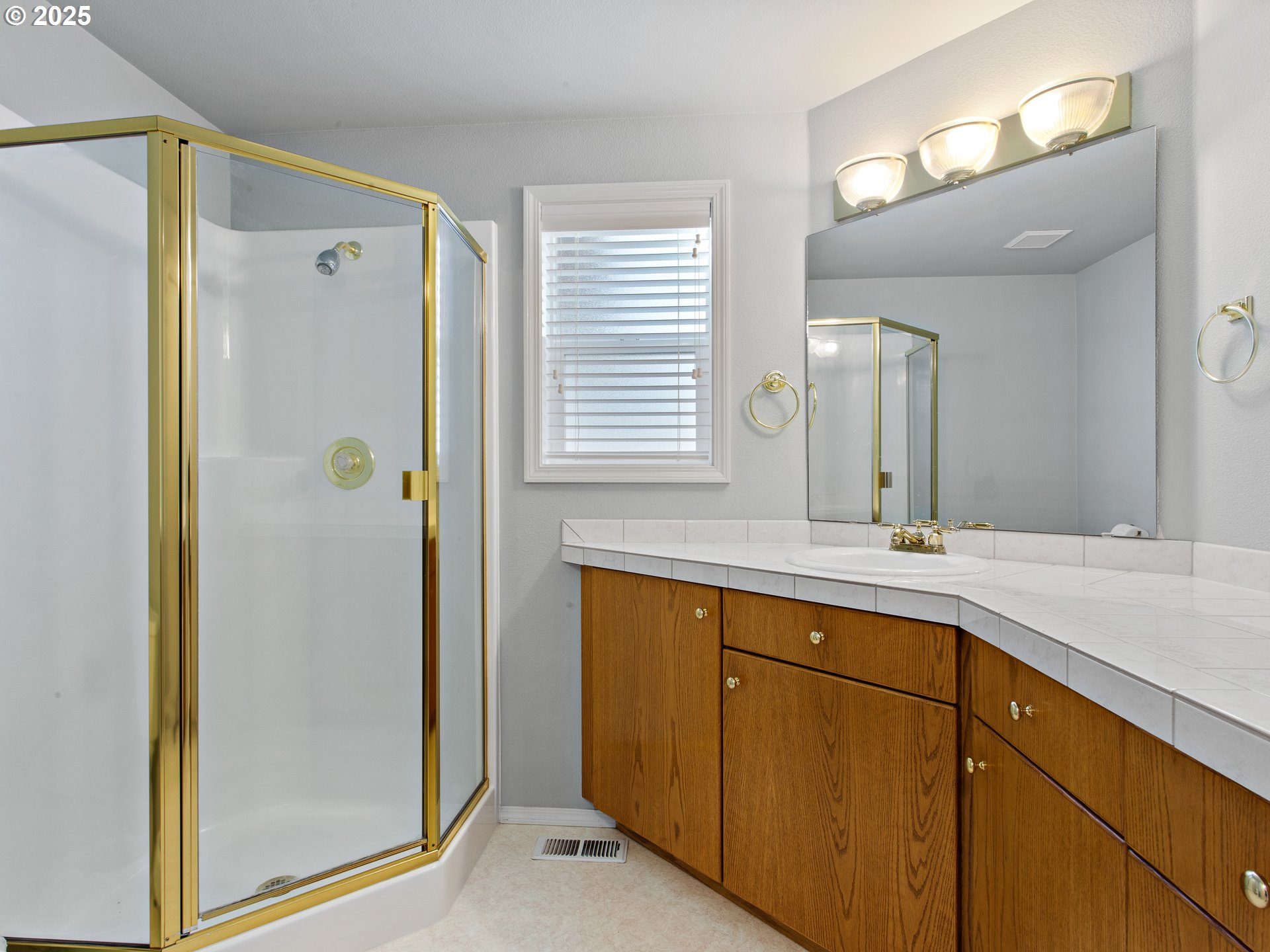 15917 Northeast Union Road, Unit 69 Ridgefield, WA 98642 - Photo 20 of 37