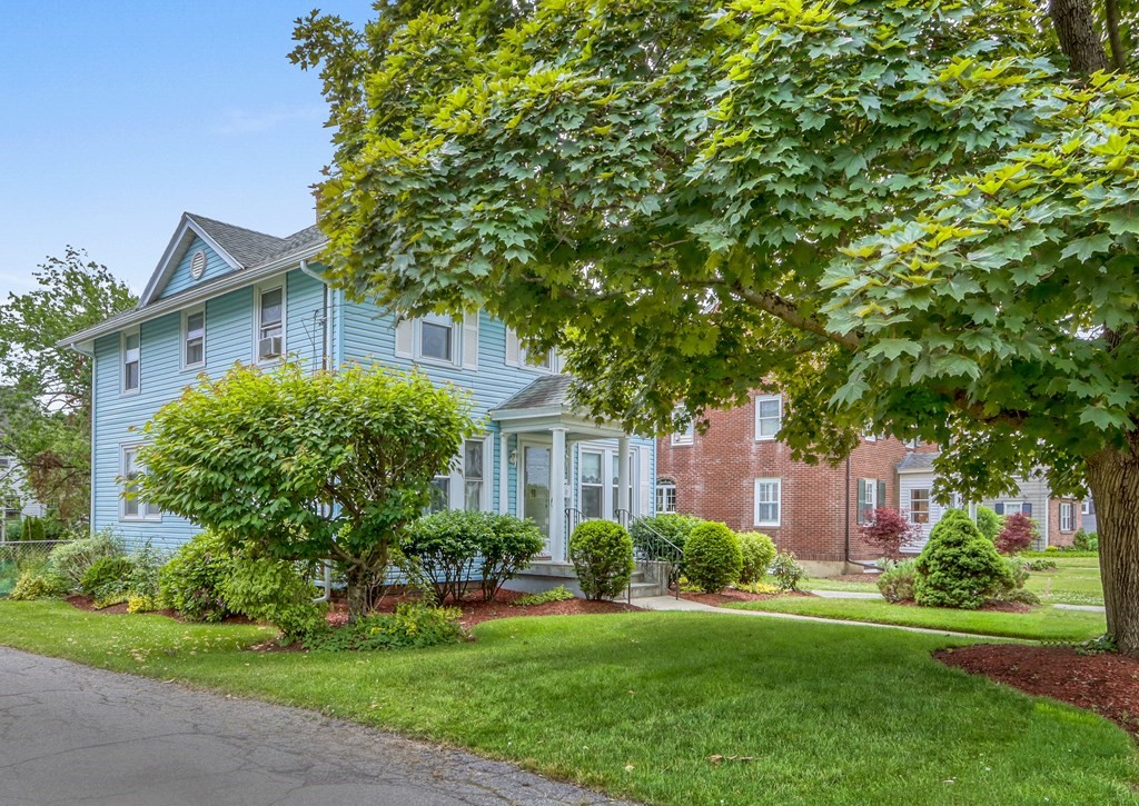 93 Whitney Road Medford, MA 02155 - Photo 21 of 22