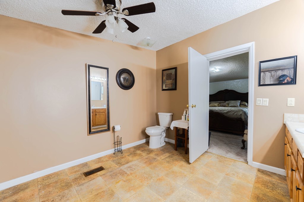 17 Miles Strip Fort Mitchell, AL 36856 - Photo 14 of 17 Master Bathroom